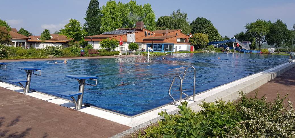 Badesaison ist von Mai bis September.